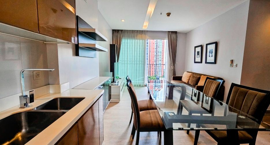 For rent and for sale 2 bedrooms condo in Khlong Toei, Bangkok