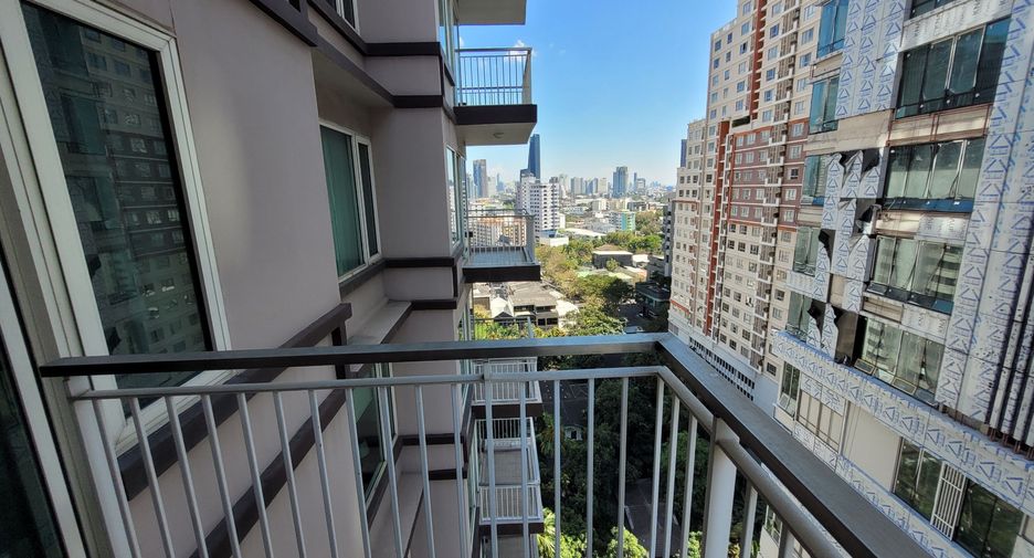 Wohnung zur Miete mit 2 Zimmer in Khlong Toei, Bangkok