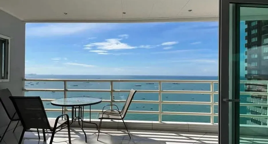 For sale 2 bedrooms condo in Bang Lamung, Chonburi