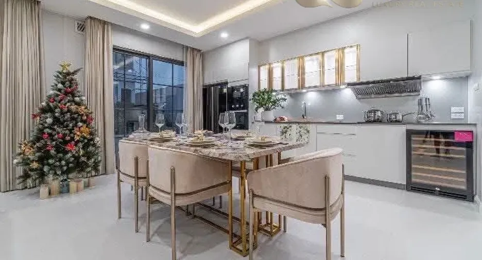 出售 3 卧室 独立屋 在 Bang Lamung, Chon Buri