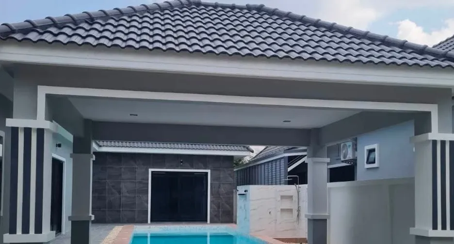 For sale 3 bedrooms villa in Huay Yai, Pattaya