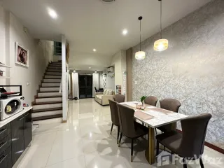 Reihenhaus zur Miete und zum Kauf mit 3 Zimmer in Mueang Nonthaburi, Nonthaburi