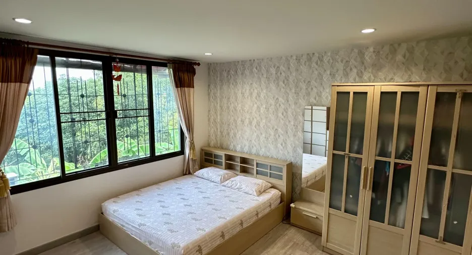 Reihenhaus zur Miete und zum Kauf mit 3 Zimmer in Mueang Nonthaburi, Nonthaburi