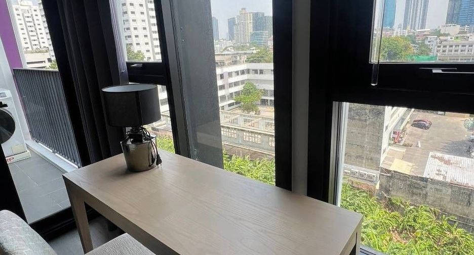 À vendre 1 chambre condo à Watthana, Bangkok