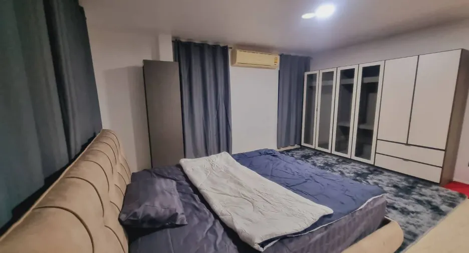 For sale 4 bedrooms house in Mueang Phuket, Phuket