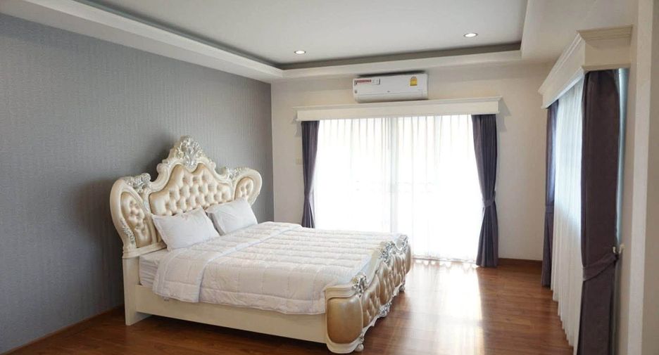 For sale and for rent 6 bedrooms villa in San Sai, Chiang Mai