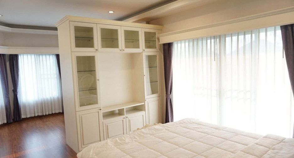 For sale and for rent 6 bedrooms villa in San Sai, Chiang Mai