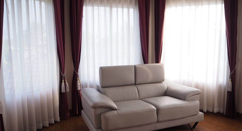 For sale and for rent 6 bedrooms villa in San Sai, Chiang Mai