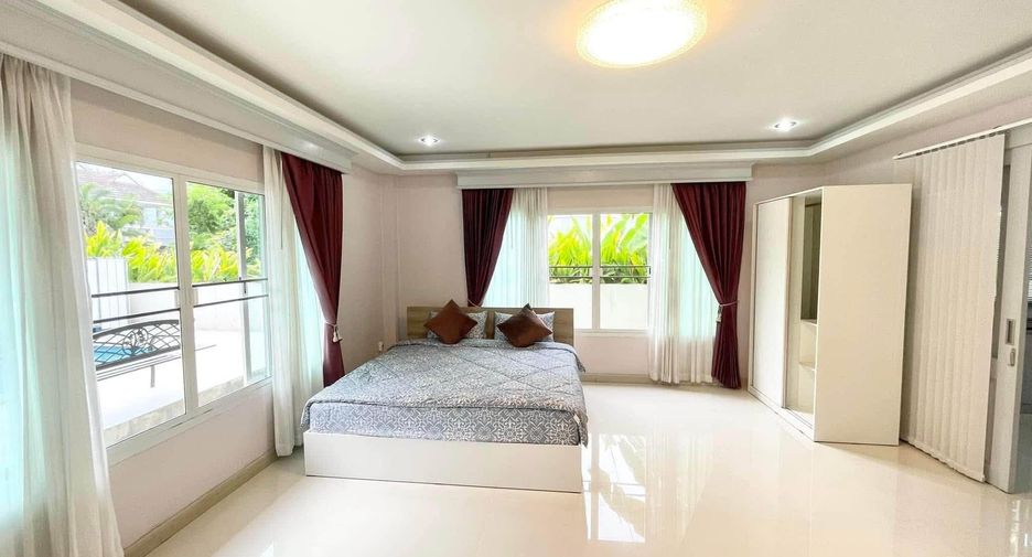 For sale and for rent 6 bedrooms villa in San Sai, Chiang Mai