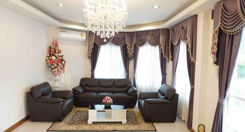 For sale and for rent 6 bedrooms villa in San Sai, Chiang Mai