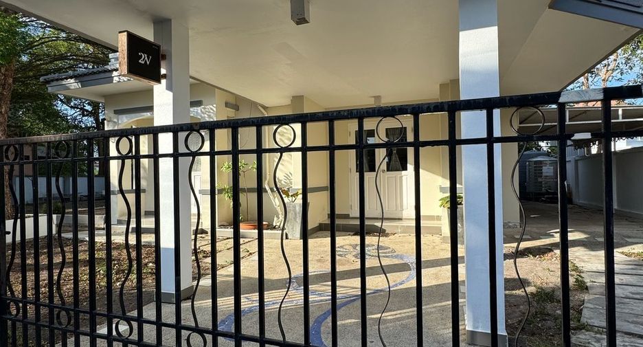 For sale 4 bedrooms house in Mueang Phuket, Phuket