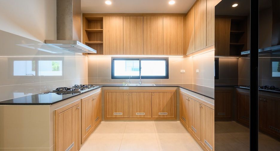For rent 3 bedrooms house in Mueang Phuket, Phuket