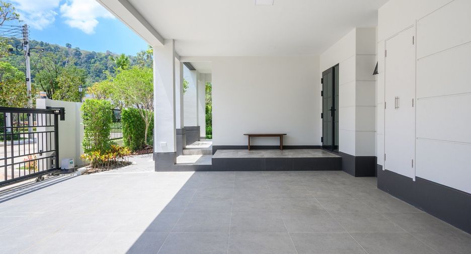 For rent 3 bedrooms house in Mueang Phuket, Phuket