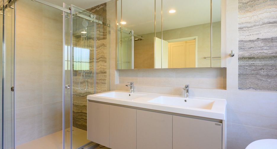 For rent 3 bedrooms house in Mueang Phuket, Phuket
