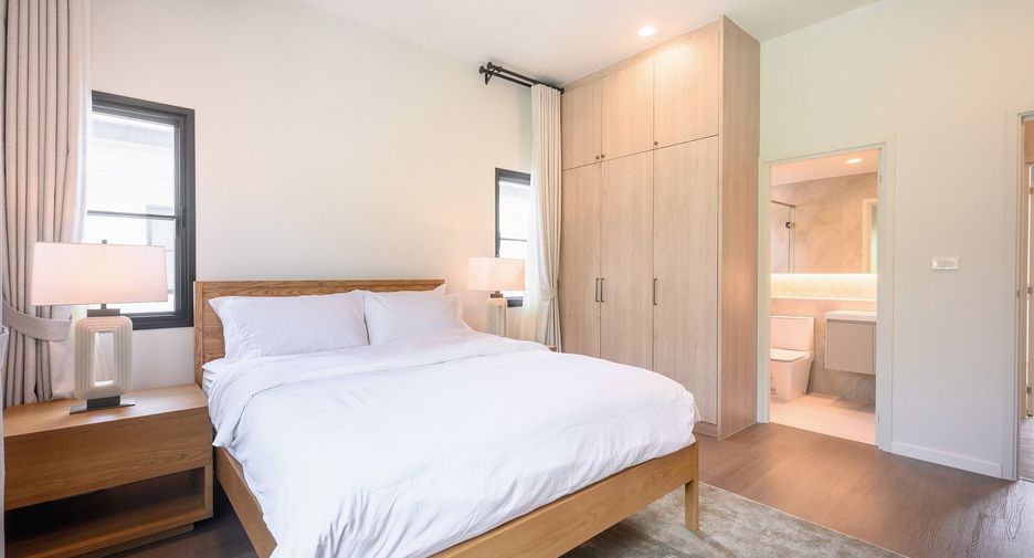 For rent 3 bedrooms house in Mueang Phuket, Phuket