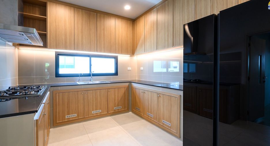 For rent 3 bedrooms house in Mueang Phuket, Phuket