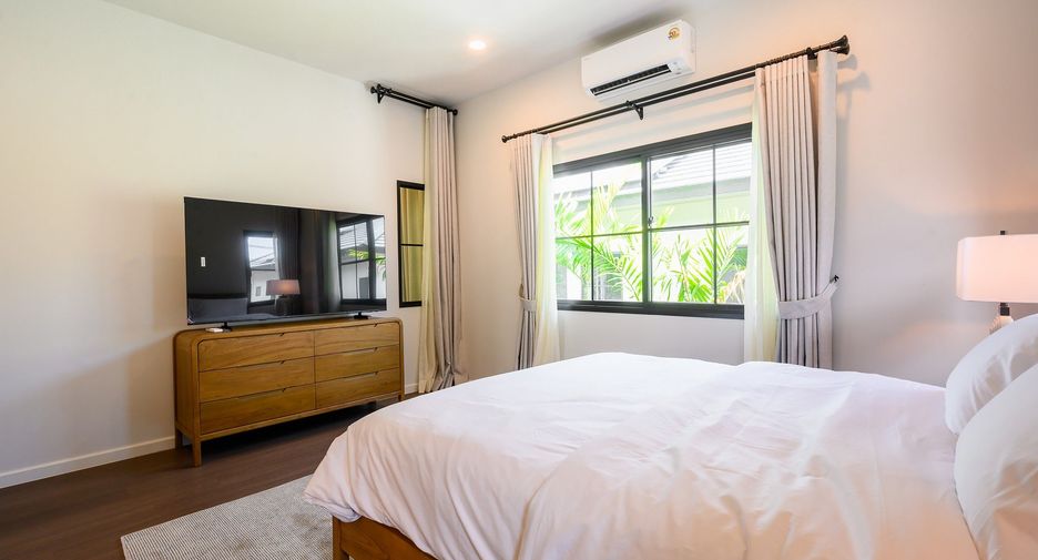 For rent 3 bedrooms house in Mueang Phuket, Phuket