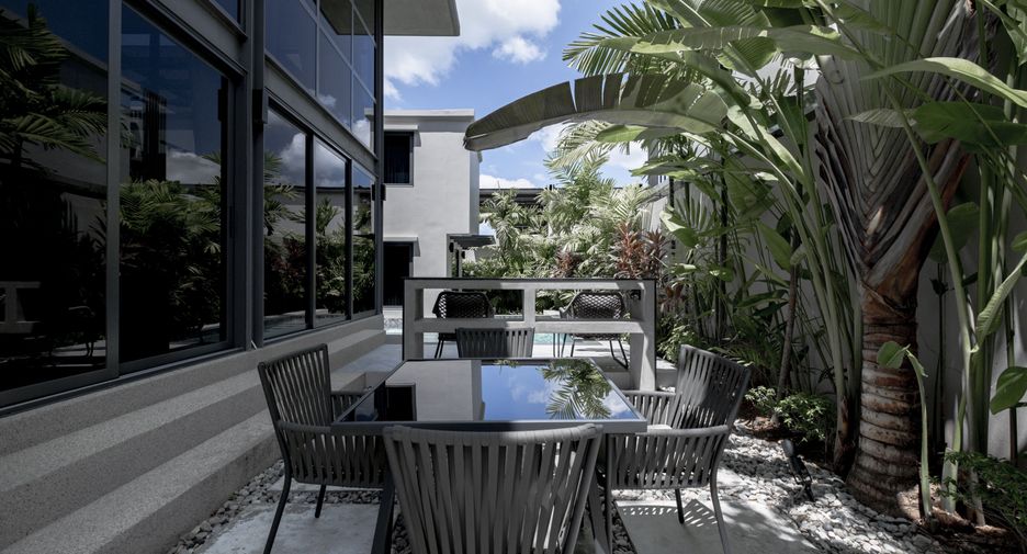 For sale 3 bedrooms villa in Thalang, Phuket