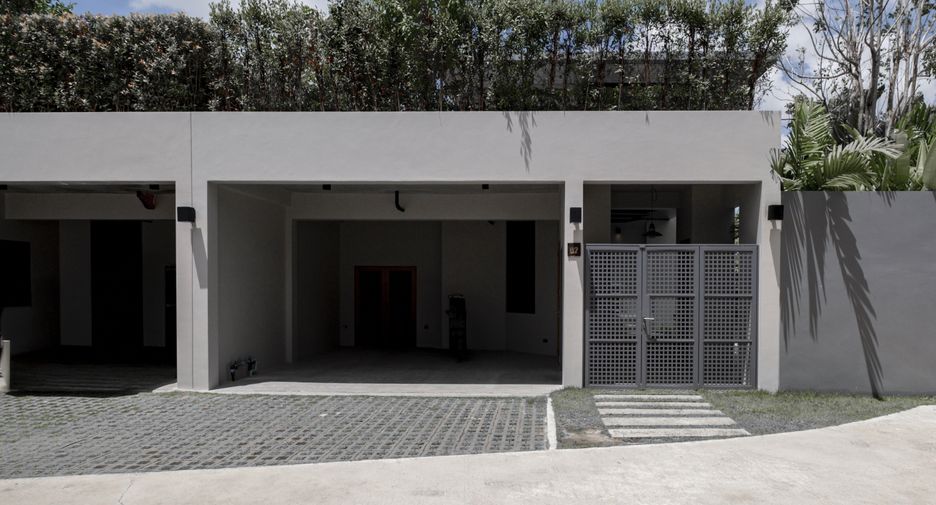 For sale 3 bedrooms villa in Thalang, Phuket