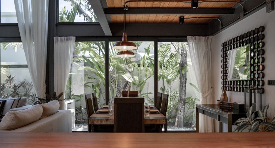 For sale 3 bedrooms villa in Thalang, Phuket
