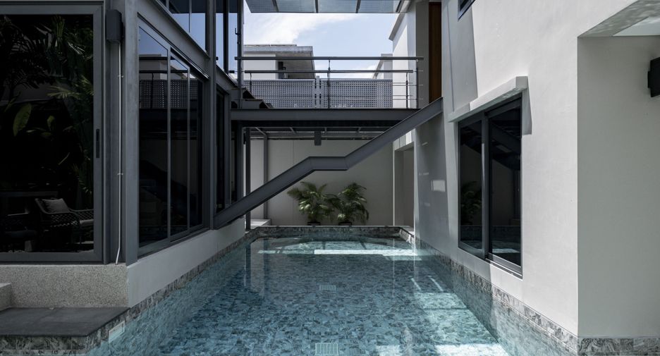 For sale 3 bedrooms villa in Thalang, Phuket
