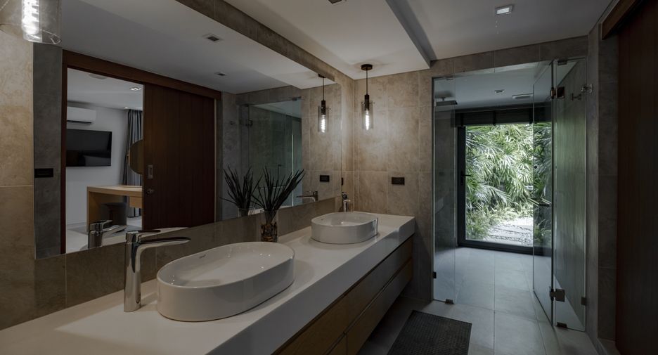 For sale 3 bedrooms villa in Thalang, Phuket