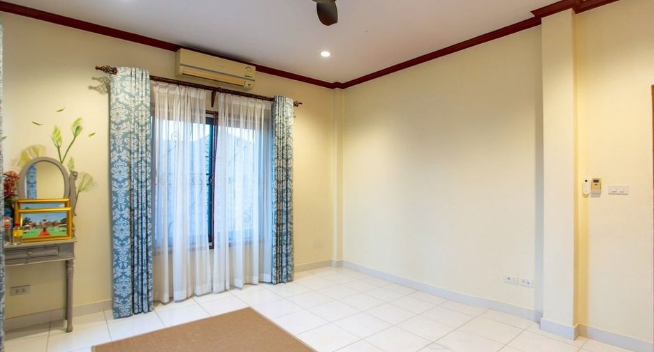 Casa en venta de 4 habitaciones en Hua Hin, Prachuap Khiri Khan