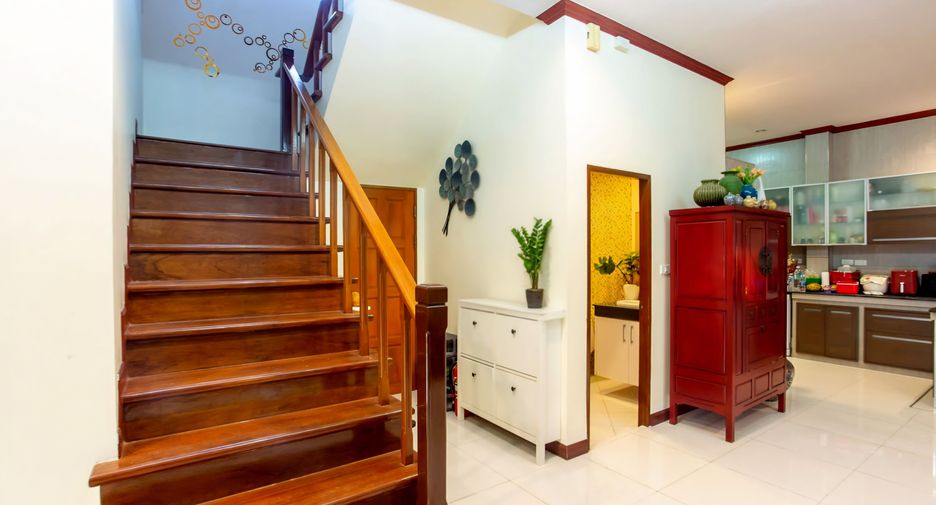 Casa en venta de 4 habitaciones en Hua Hin, Prachuap Khiri Khan