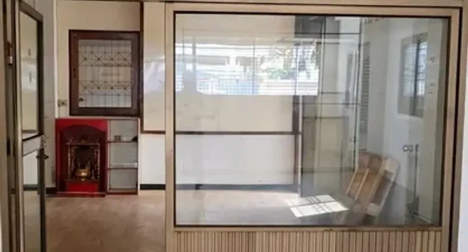 For rent office in Suan Luang, Bangkok