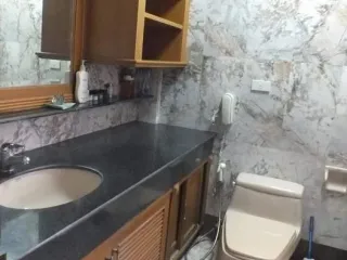 Аренда 4 спальни дом в Сатхон, Бангкок