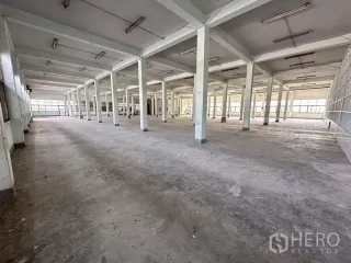 出租 办公室 在 Bang Sao Thong, Samut Prakan