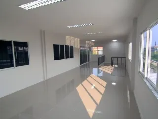 Lagerhaus zur Miete und zum Kauf in Bang Phli, Samut Prakan