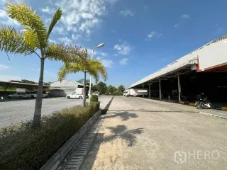 For rent warehouse in Lam Luk Ka, Pathum Thani