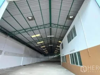 Аренда склад в Mueang Samut Prakan, Самутпракан