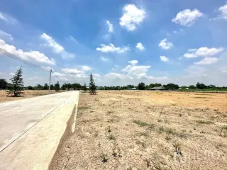 Продажа Участок в Lam Luk Ka, Патумтани
