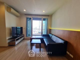 For rent 2 bedrooms condo in Phra Khanong, Bangkok