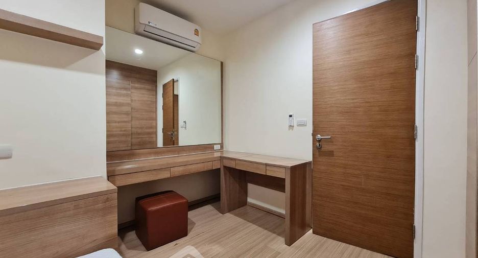 Wohnung zur Miete mit 2 Zimmer in Phra Khanong, Bangkok