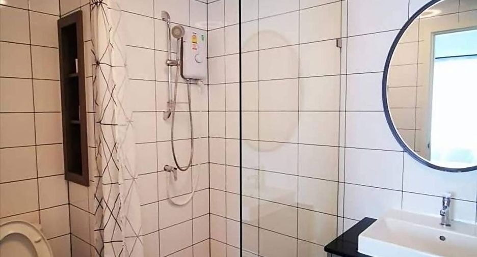For rent 1 bed condo in Huai Khwang, Bangkok