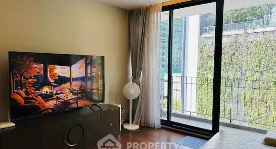 For sale 2 ベッドルーム condo in Sathon, Bangkok