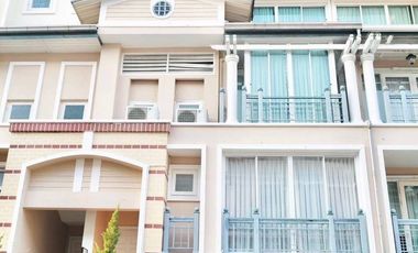 For rent and for sale 4 bedrooms townhouse in Lat Phrao, Bangkok