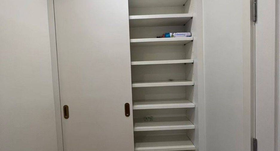 出租 3 卧室 公寓 在 Yan Nawa, 曼谷