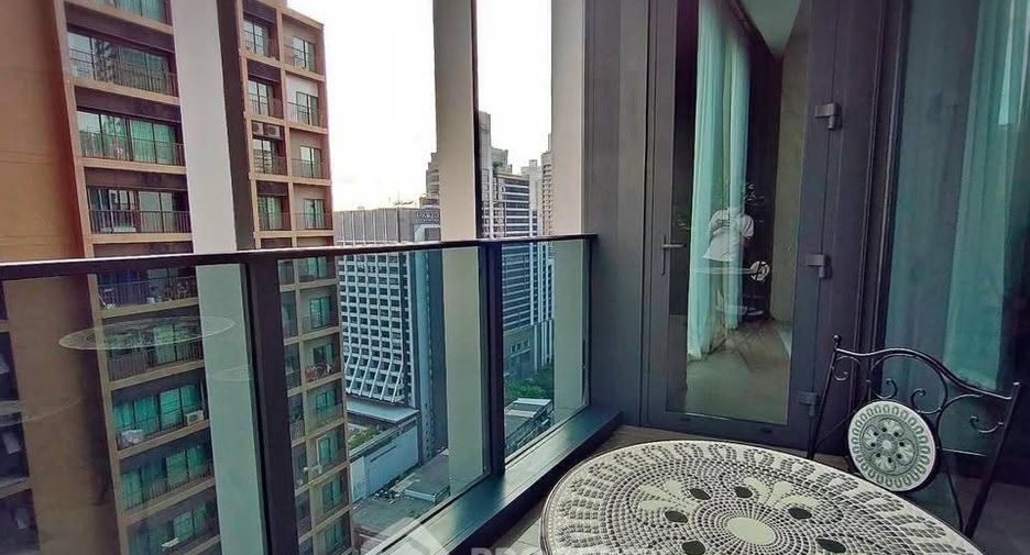 Condo en alquiler de 1 habitaciones en Khlong Toei, Bangkok