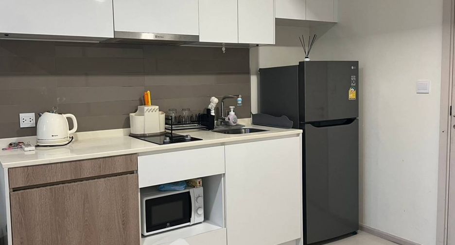 For sale 1 Beds condo in Huai Khwang, Bangkok
