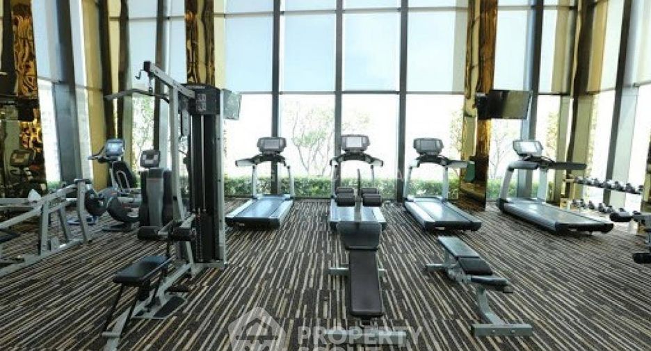 For sale 2 bedrooms condo in Khlong Toei, Bangkok