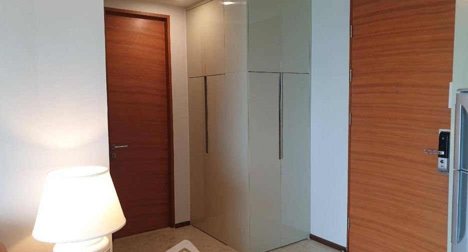 For sale 2 bedrooms condo in Khlong Toei, Bangkok