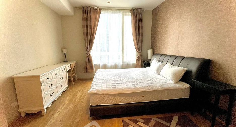 For sale 1 Beds condo in Sathon, Bangkok