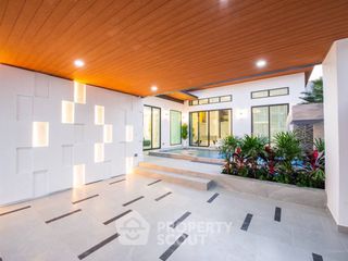 For sale 4 bedrooms villa in Bang Lamung, Chonburi