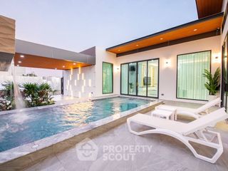 For sale 4 bedrooms villa in Bang Lamung, Chonburi