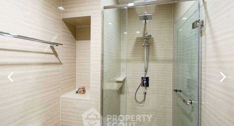 For sale 1 Beds condo in Huai Khwang, Bangkok