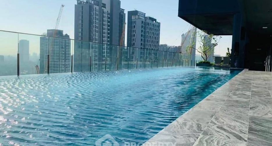 For sale 1 Beds condo in Huai Khwang, Bangkok